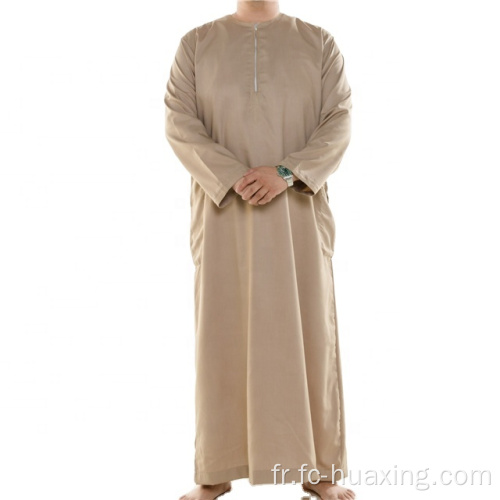 Vêtements islamiques masculins brodés